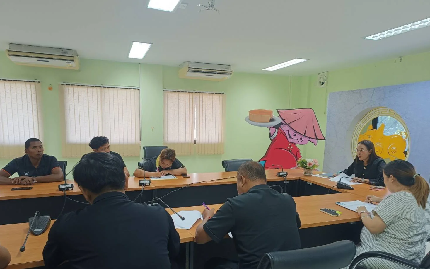 ประชุมเพื่อชี้แจงแนวทางการนำเข้าข้อมูลด้านการกีฬาในระบบสารานุกรมกีฬาประเทศไทย “Thailand Sports Almanac” และหารือการจัดกิจกรรมงานวันเด็กแห่งชาติ 