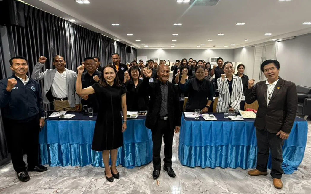 สำนักงานการท่องเที่ยวและกีฬาจังหวัดตรัง ได้จัดการประชุมเชิงปฏิบัติการเพื่อชี้แจงแนวทางการดำเนินการและระดมความคิดเห็นเกี่ยวกับเส้นทางการท่องเที่ยว Paradise 